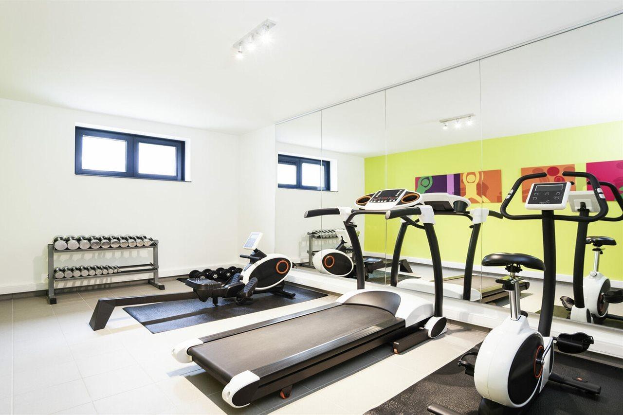 Ibis Styles Hotel Brussels Centre Stephanie Saint-Gilles Exteriör bild