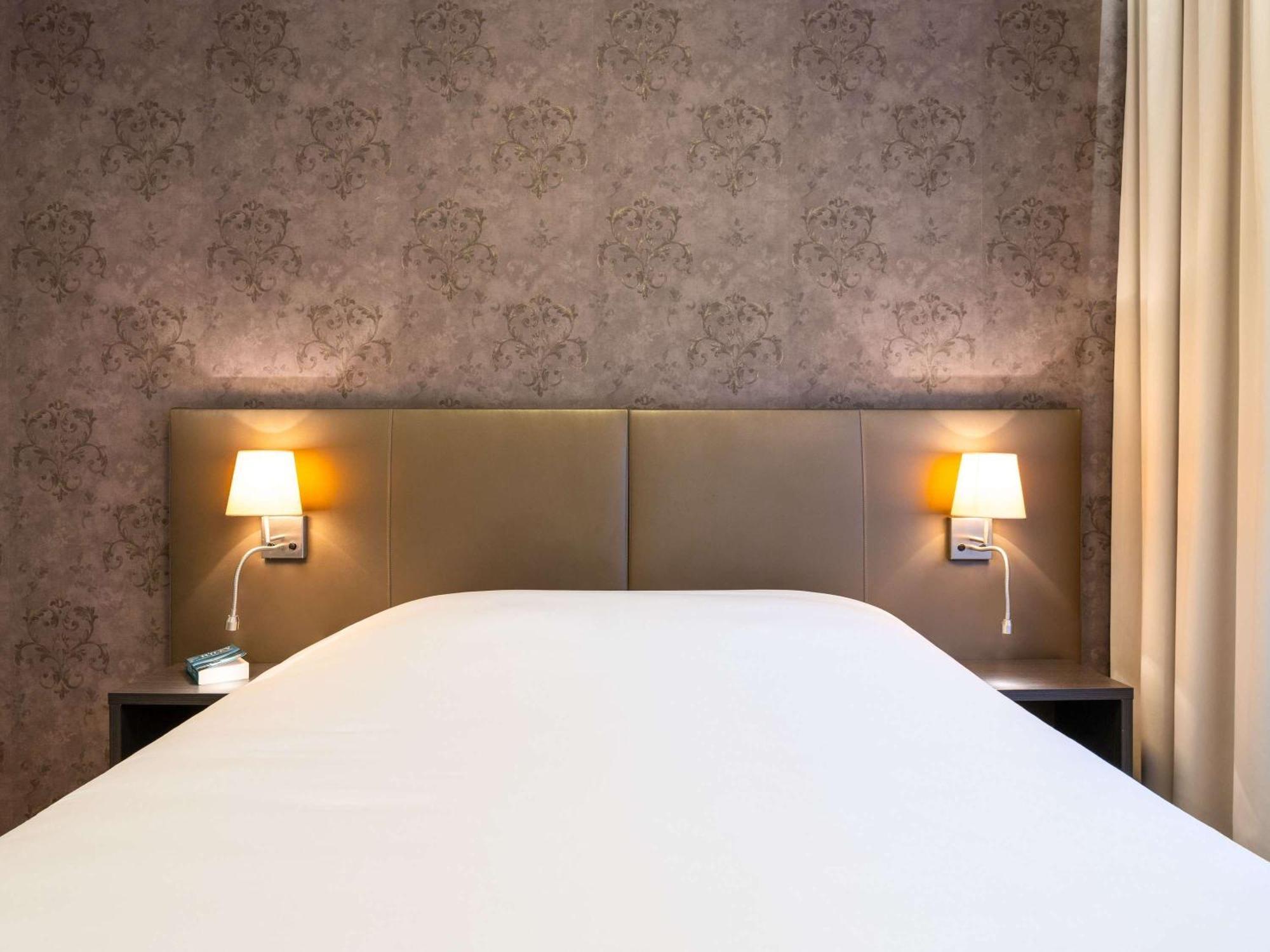 Ibis Styles Hotel Brussels Centre Stephanie Saint-Gilles Exteriör bild