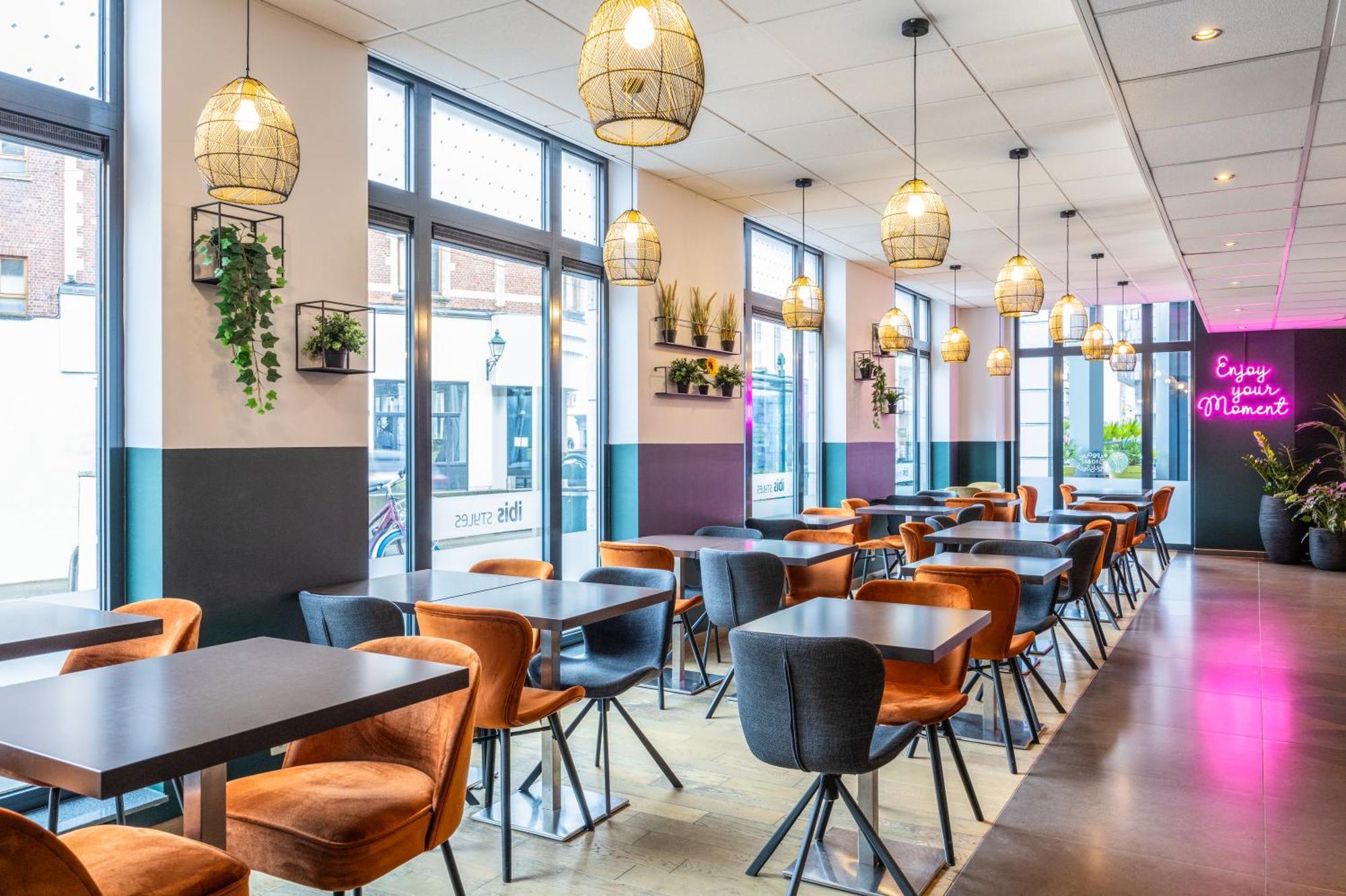 Ibis Styles Hotel Brussels Centre Stephanie Saint-Gilles Exteriör bild