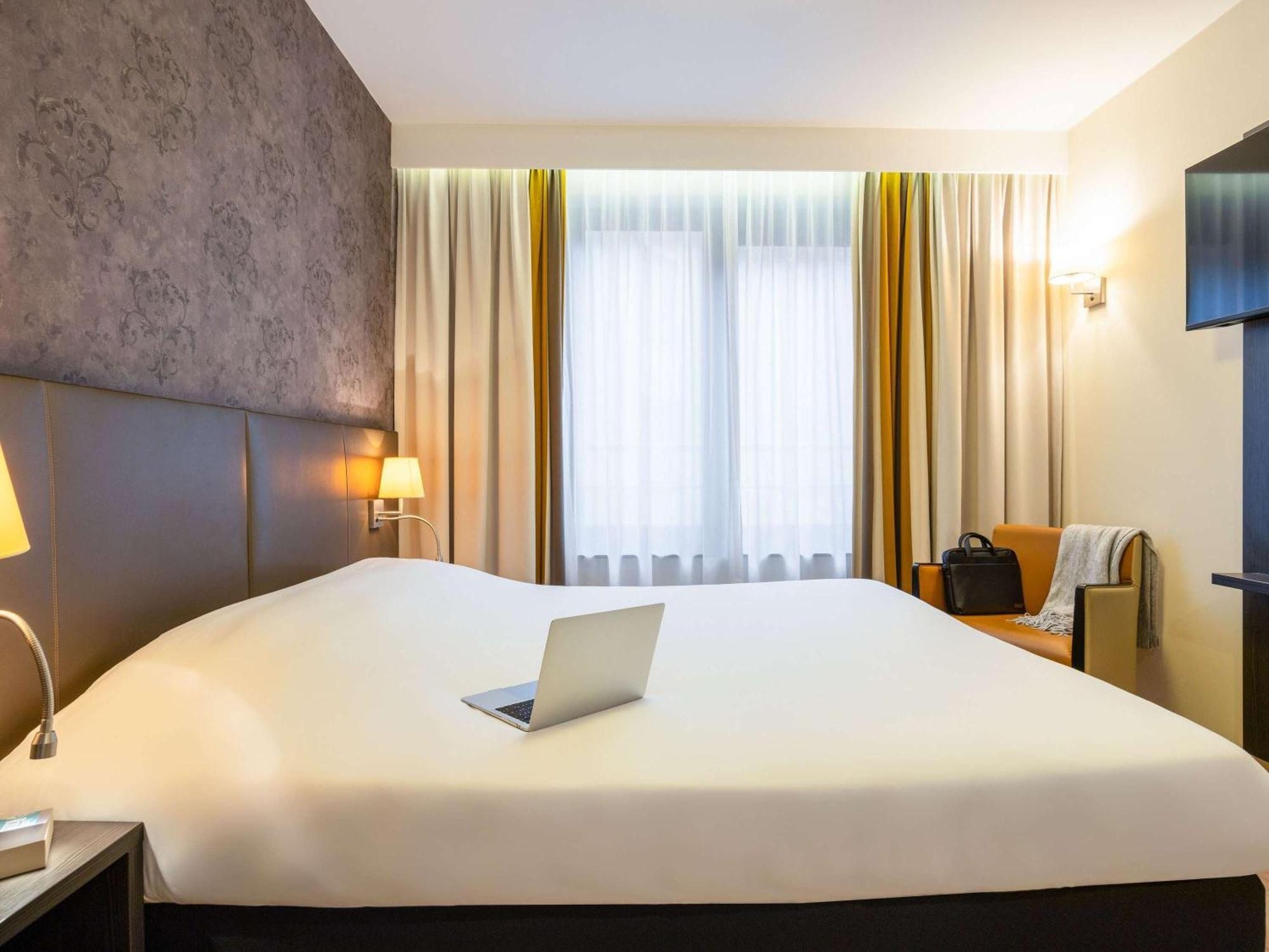 Ibis Styles Hotel Brussels Centre Stephanie Saint-Gilles Exteriör bild