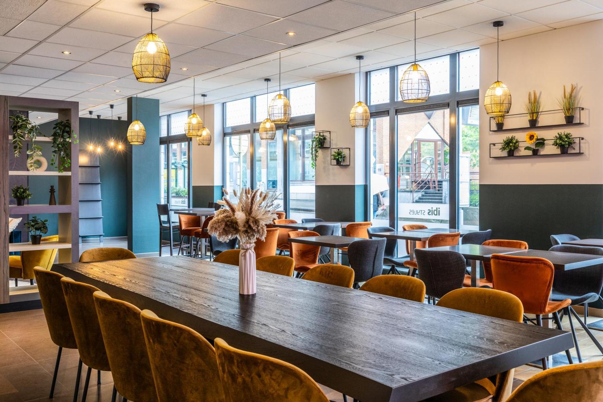 Ibis Styles Hotel Brussels Centre Stephanie Saint-Gilles Exteriör bild