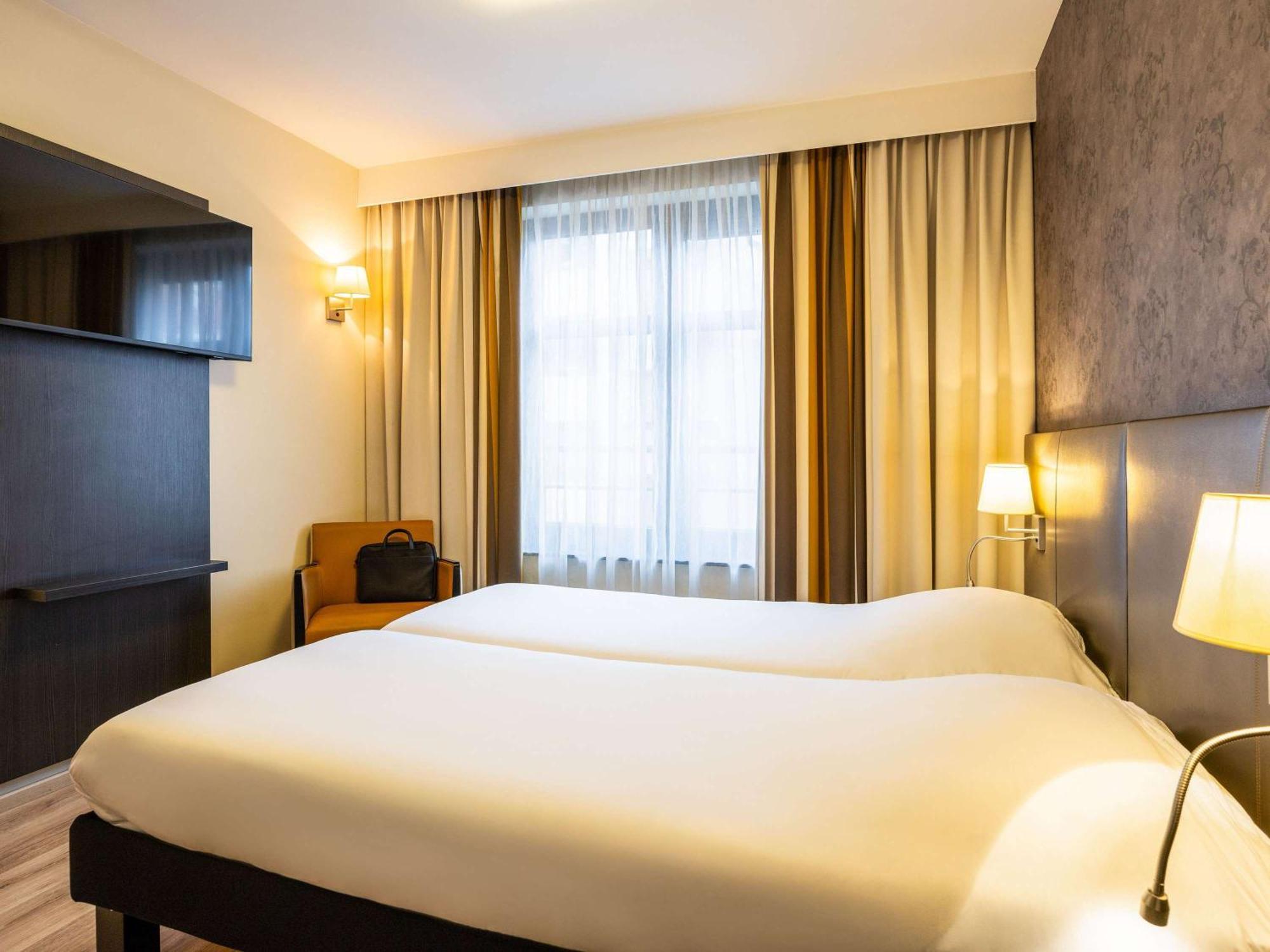 Ibis Styles Hotel Brussels Centre Stephanie Saint-Gilles Exteriör bild