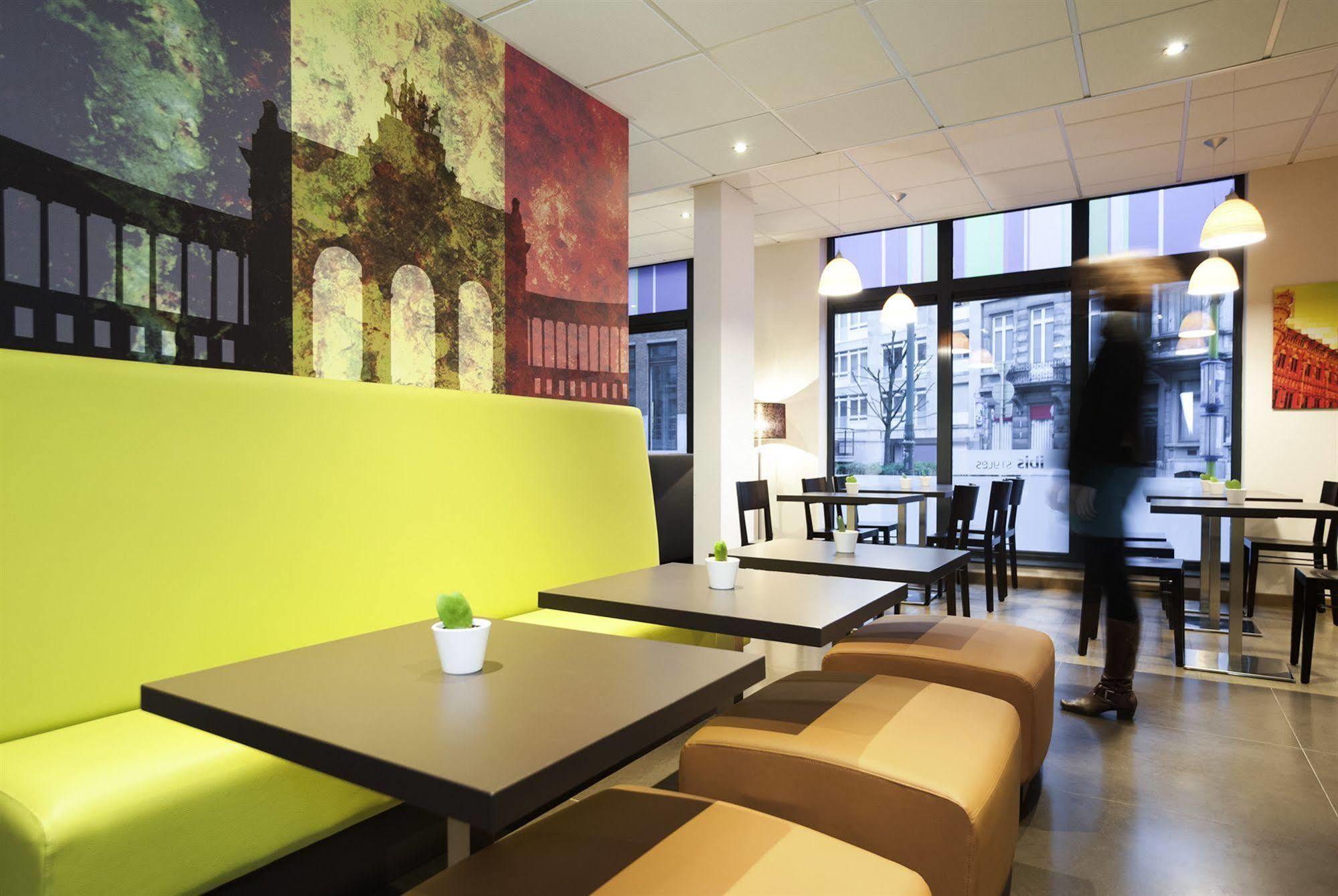 Ibis Styles Hotel Brussels Centre Stephanie Saint-Gilles Exteriör bild